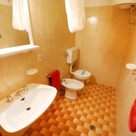 Solarium-1 By Interhome